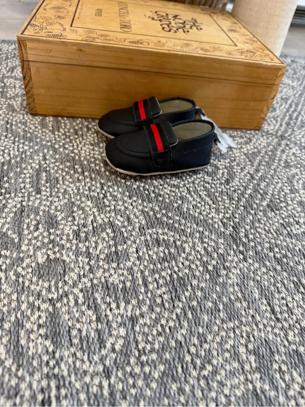 New Little Me Baby Boy Dress Shoes Black Loafers with Red Stripe 6-12 Months 2/3